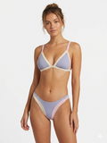 Bikini Triangle Ribete · 4035